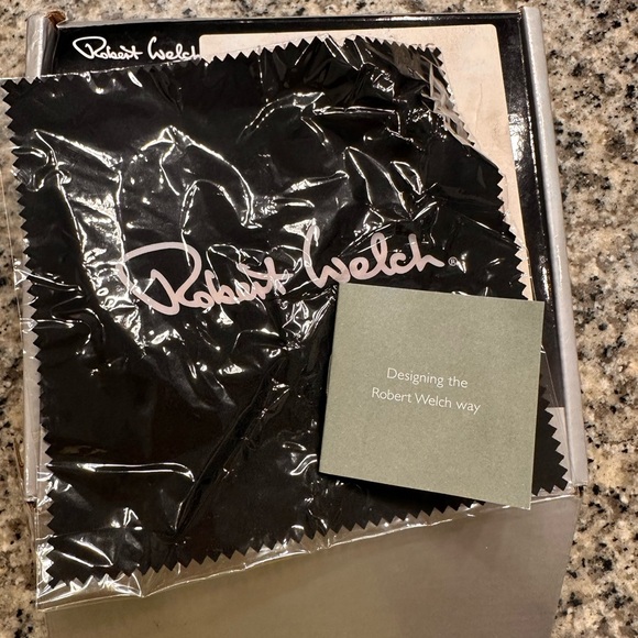 Silver Elegant Small Bowl - Picture 4 of 6